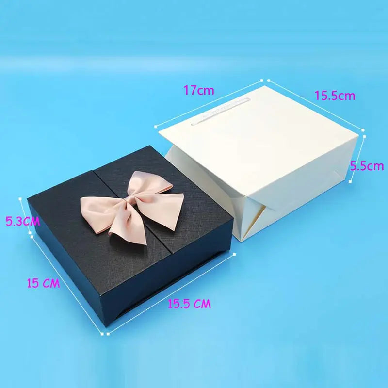 Artificial Rose Flower Gift Box mit Kette (verschiedene Designs)