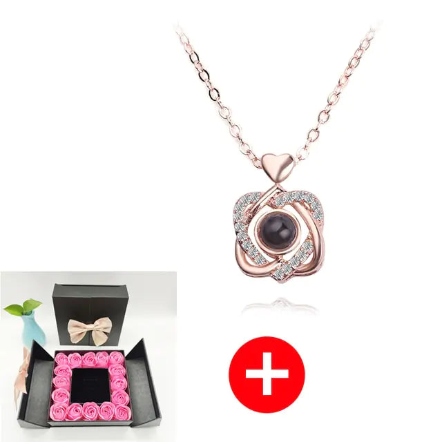 Artificial Rose Flower Gift Box mit Kette (verschiedene Designs)