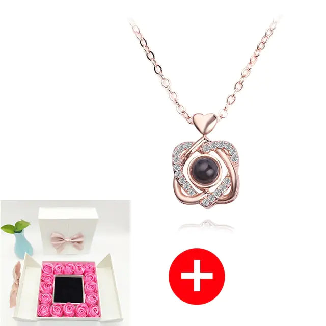 Artificial Rose Flower Gift Box mit Kette (verschiedene Designs)