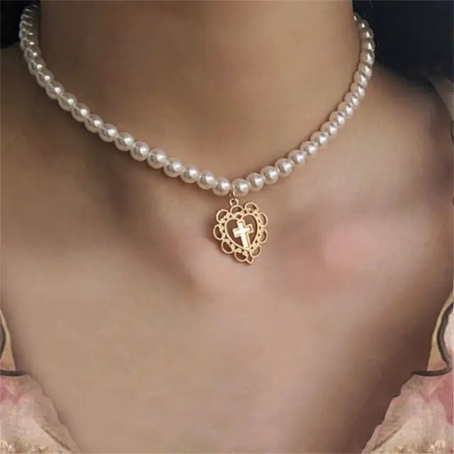 Choker Pearl Necklace (verschiedene Designs)